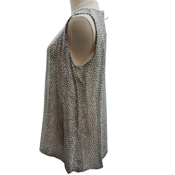Cobblestone Living 100% Silk Animal Print Sleeveless Blouse Top Italy Classic - Picture 3 of 7